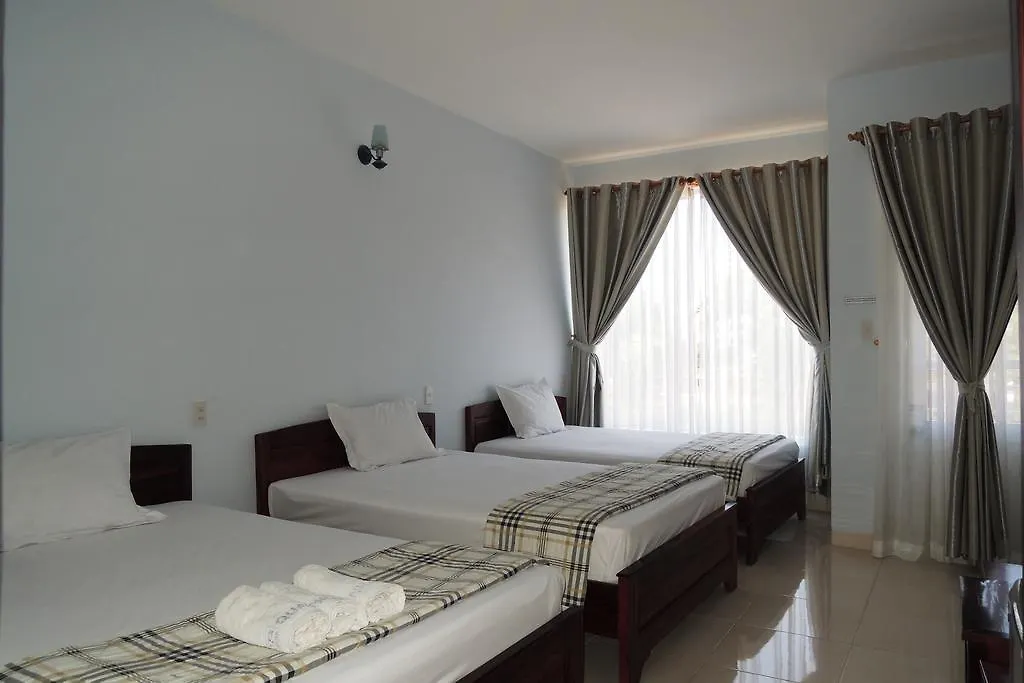 Quang Nhat Hotel Nha Trang