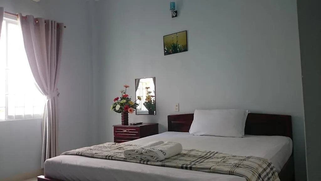 Quang Nhat Hotel Nha Trang