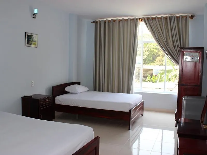 Quang Nhat Hotel Nha Trang